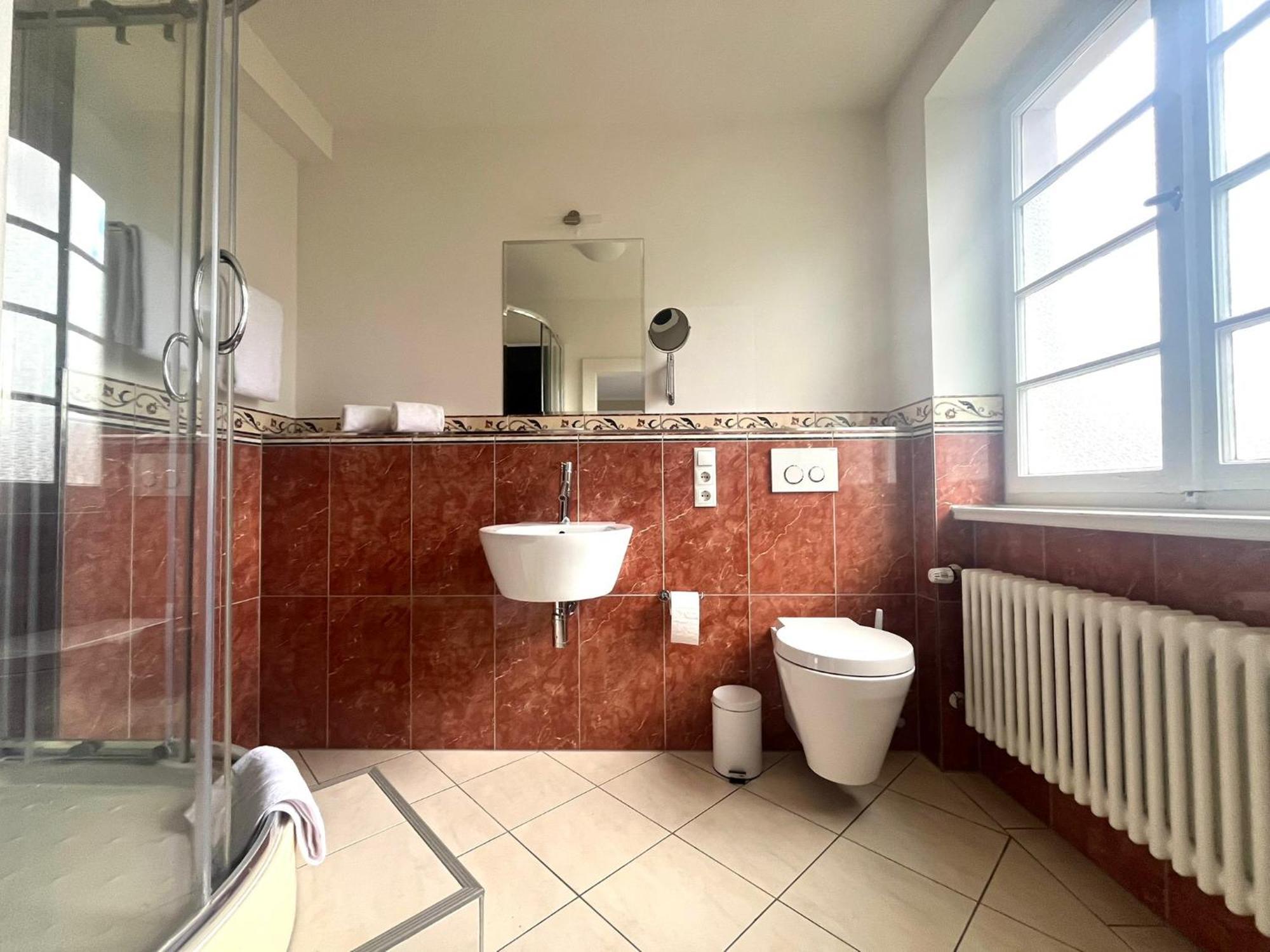 Karolingerhof - Mosel Hotel Kröv Kültér fotó
