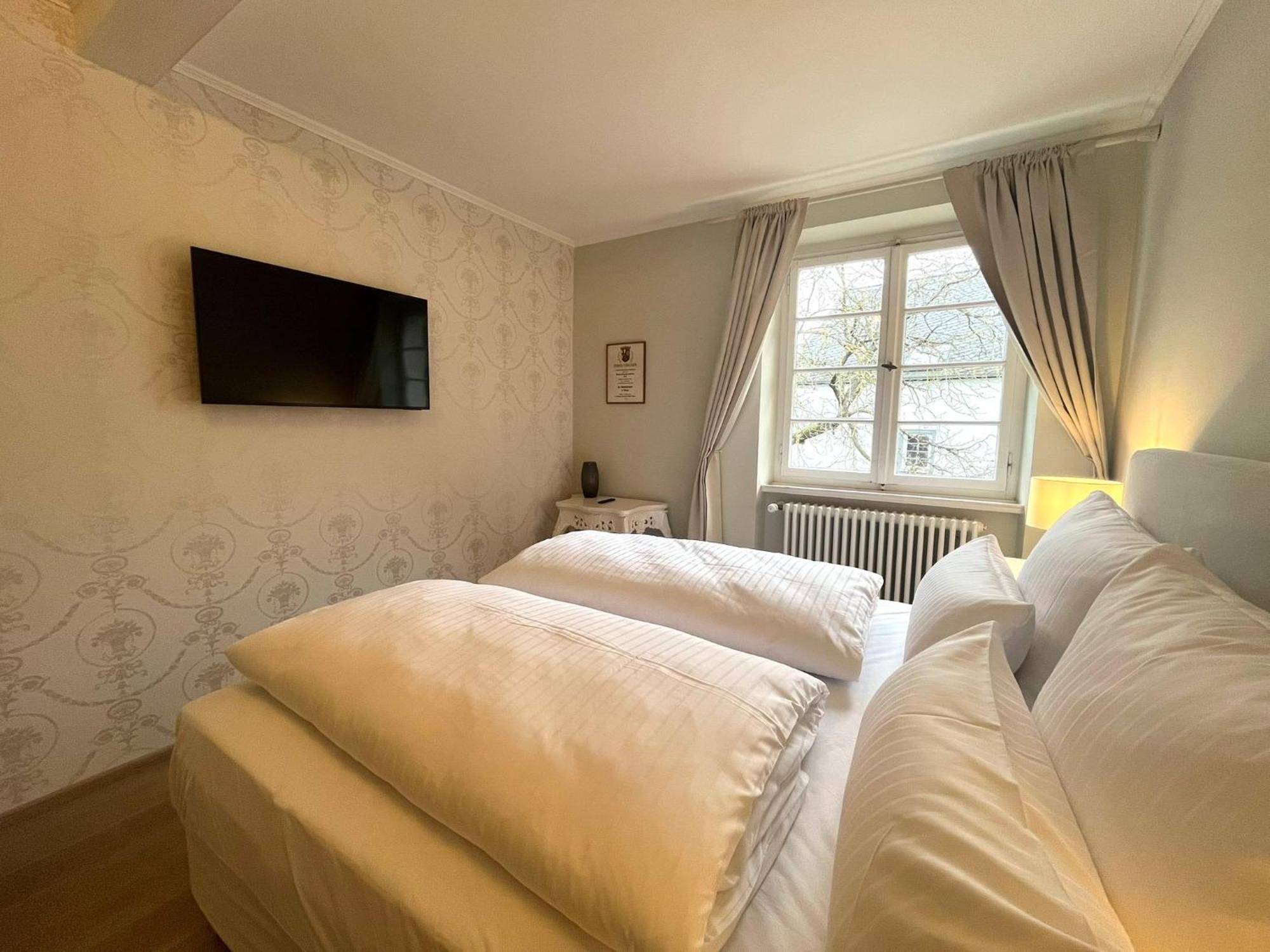 Karolingerhof - Mosel Hotel Kröv Kültér fotó
