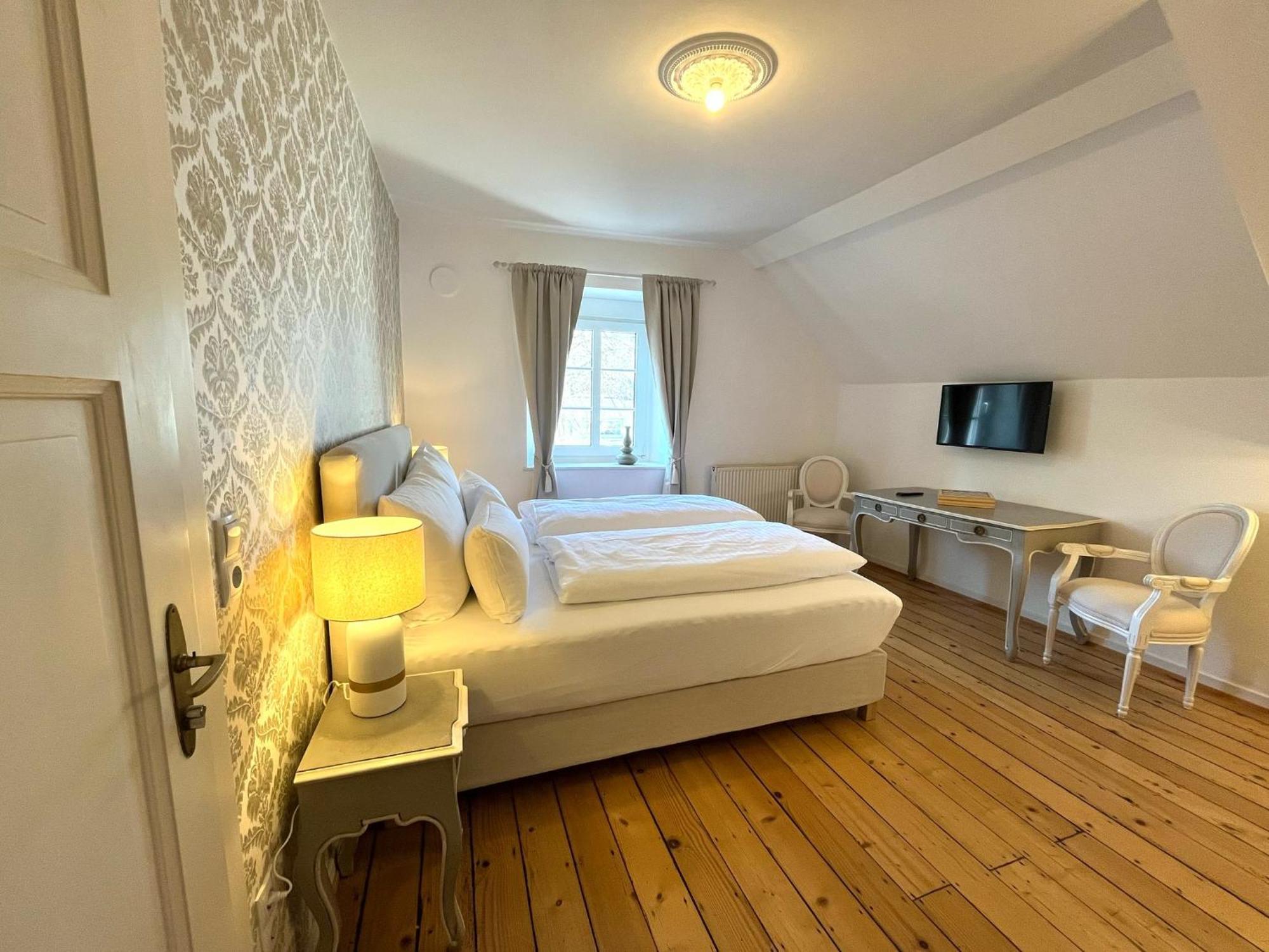 Karolingerhof - Mosel Hotel Kröv Kültér fotó