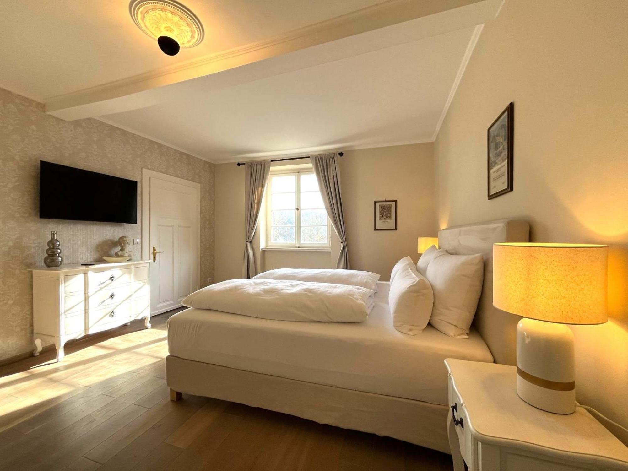 Karolingerhof - Mosel Hotel Kröv Kültér fotó
