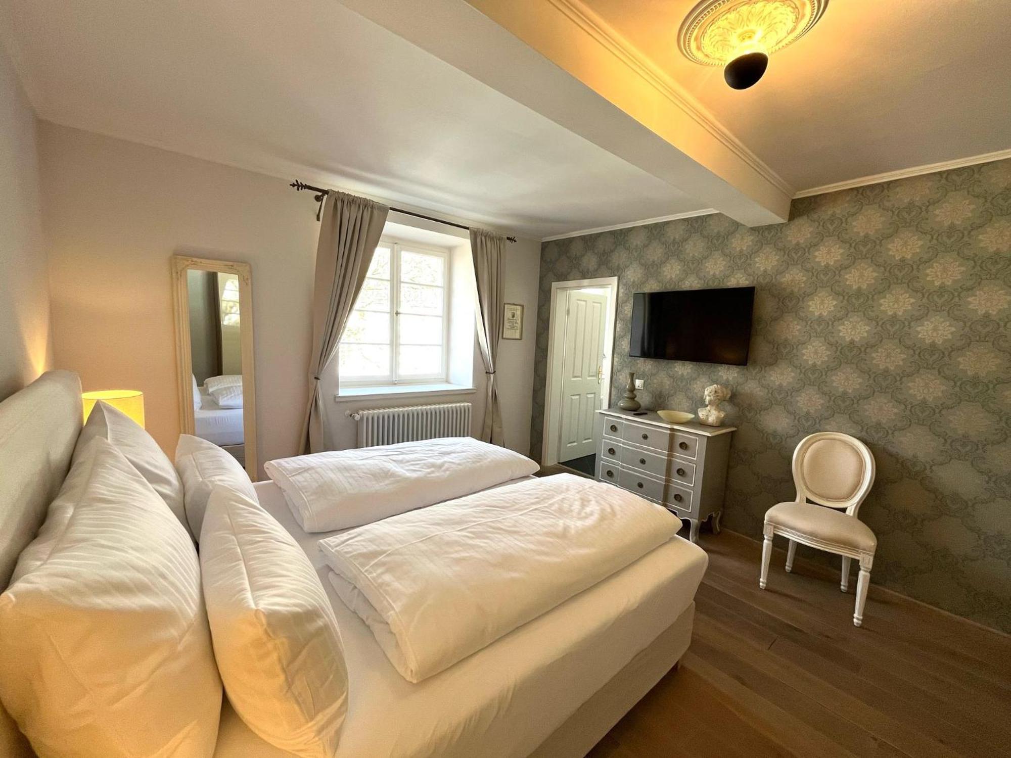 Karolingerhof - Mosel Hotel Kröv Kültér fotó